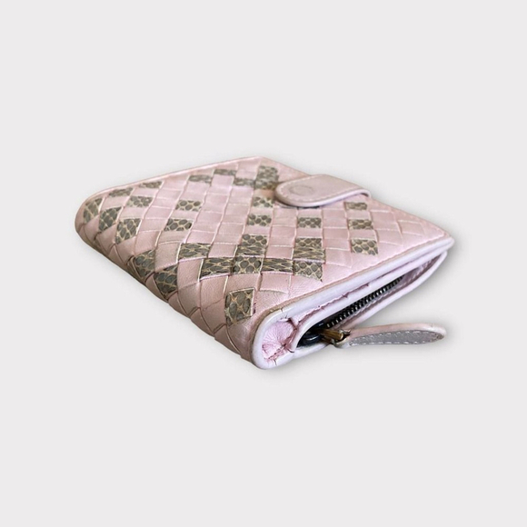Authentic Bottega Veneta Intrecciato Nappa Leather and Snakeskin Bi-Fold Wallet - Picture 3 of 12